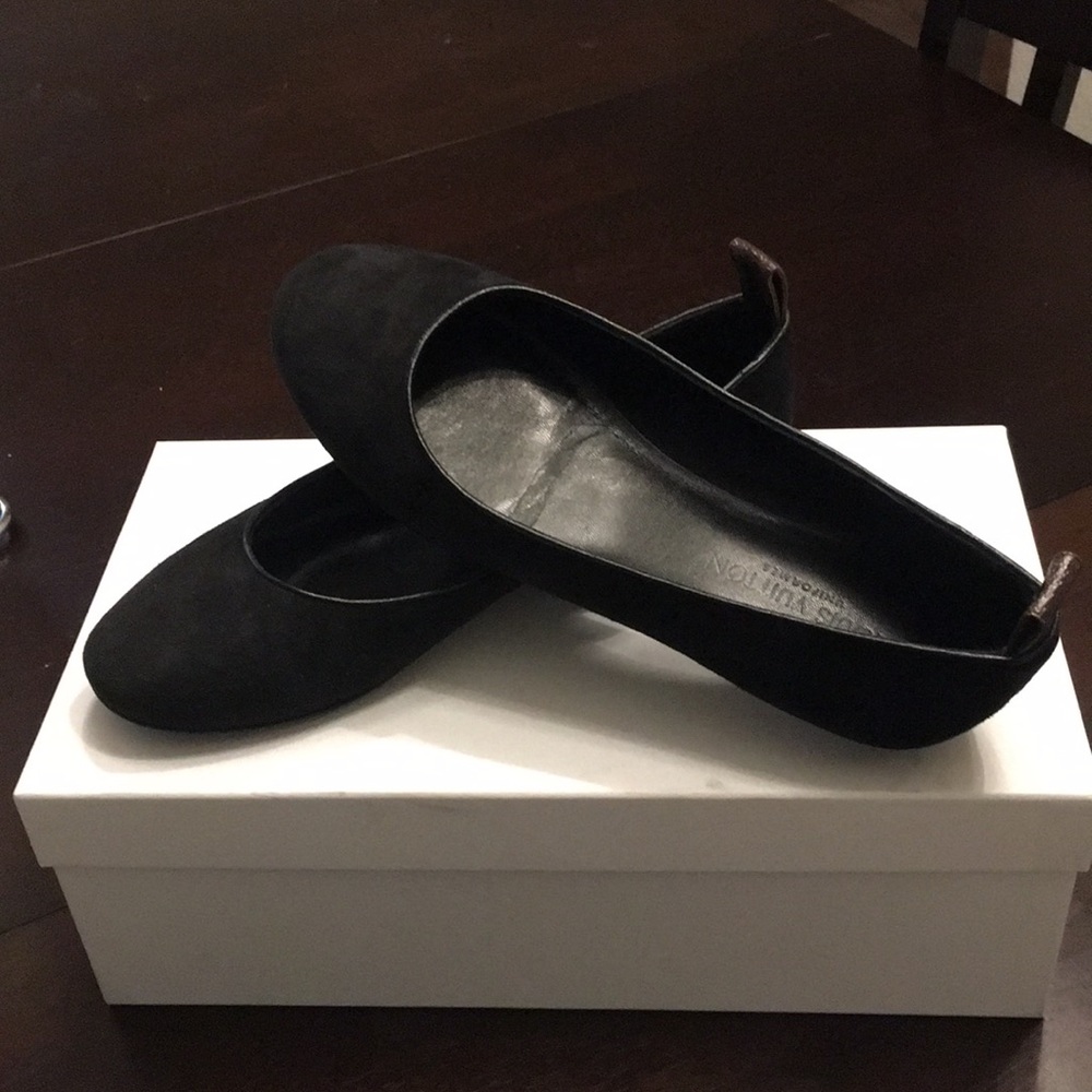 Authentic Louis Vuitton Suede Flats